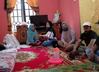 Laskar Peduli Kuansing Salurkan Donasi ke Yusneli