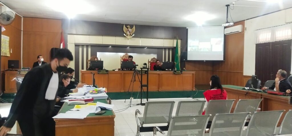 Marketing Investasi Bodong Menangis