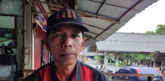 Pedagang Pasar Bintan Center
