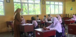 Sekolah di Bintan Ditutup