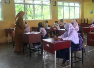 Sekolah di Bintan Ditutup