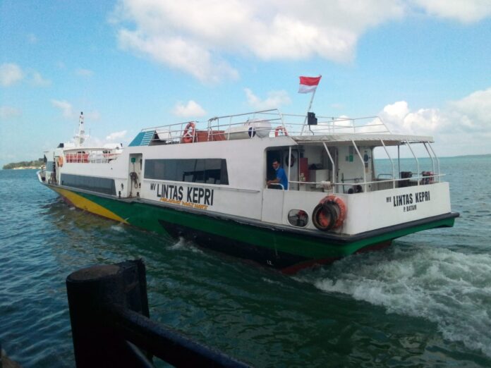 Kapal MV Lintas Kepri