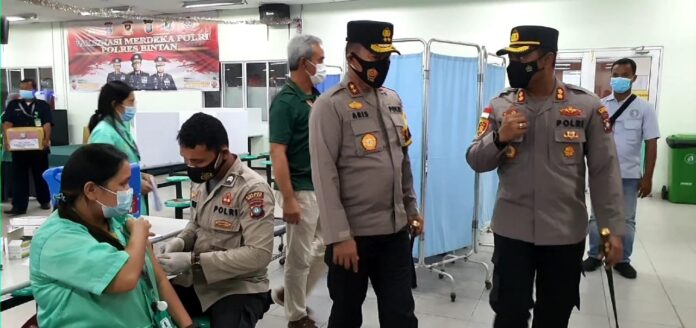 Vaksin Harus Habis
