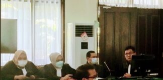 Dekan FISIP UNRI