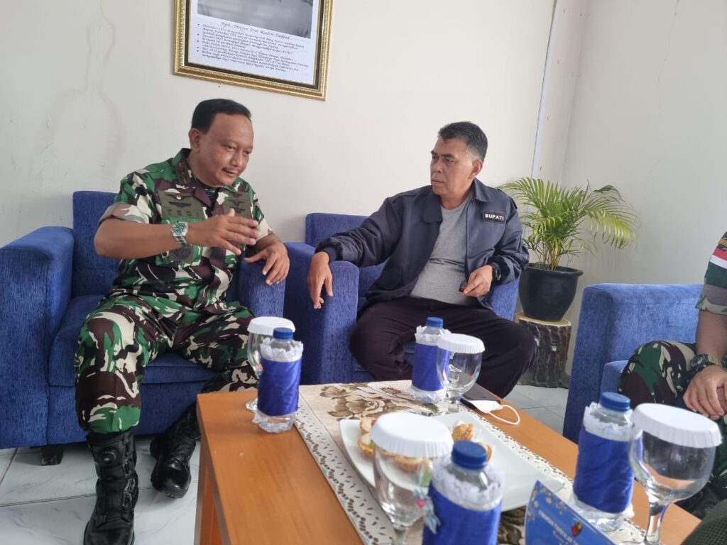 Penerbangan Minggu ke Natuna