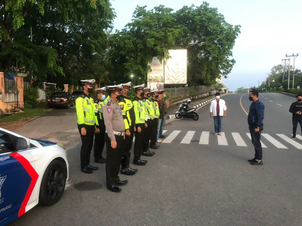 Pantau balap Liar