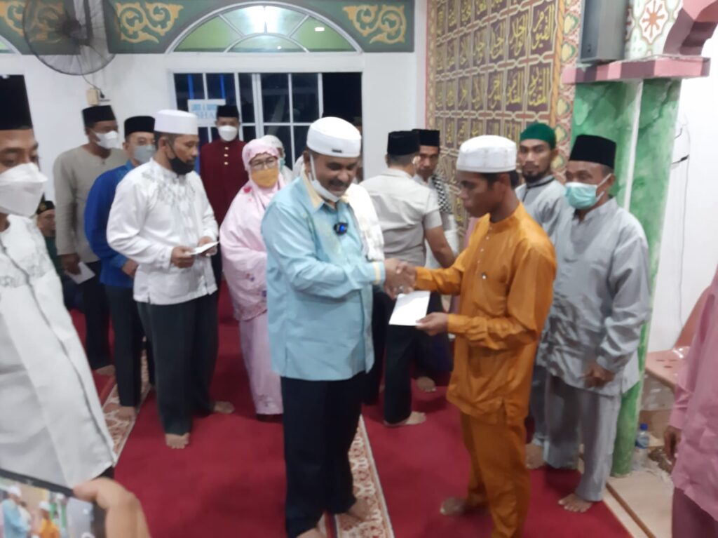 Makmurkan Masjid