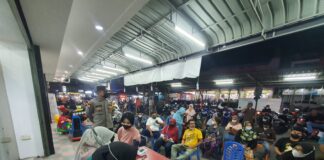 Laksanakan Vaksinasi
