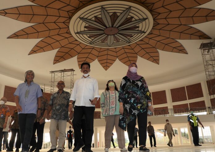 Pembangunan Masjid Tanjak
