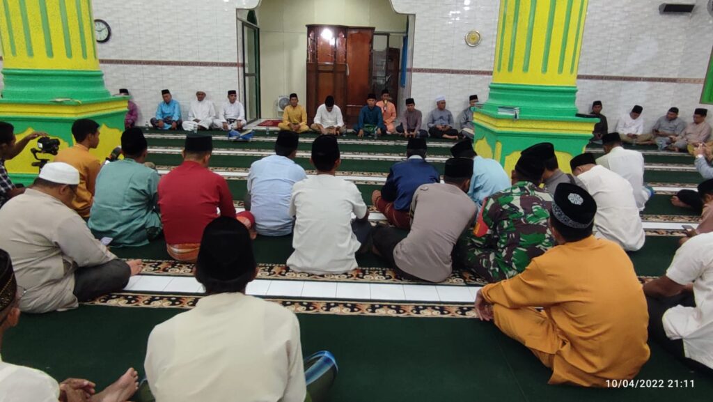 Semakin Tinggi Jabatan