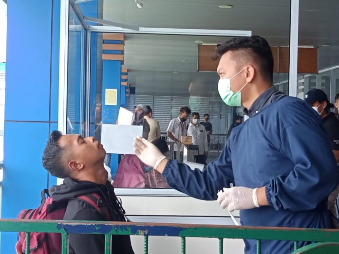 WhatsApp Image 2022-04-19 at 11.56.24 Keluhkan Kewajiban Antigen