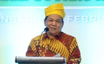 Pemprov Riau Kucurkan Rp62 Miliar untuk Beasiswa Mahasiswa