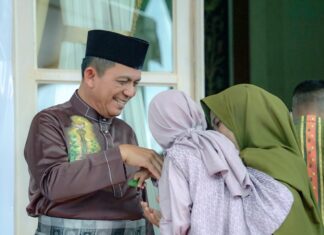 Gubernur Kepri Open House, Ajak Warga Saling Bersilahturahmi