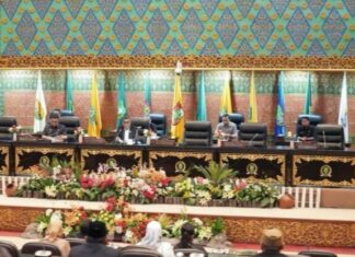 DPRD Riau Rapat Paripurna Penyampaian Jawaban Gubernur atas Pandum Fraksi Terhadap LKPJ