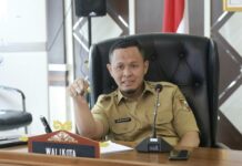 Pemko Pekanbaru Gelontorkan Rp10 Miliar Beasiswa untuk Mahasiswa dan Tahfidz
