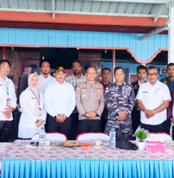Kapolsek Jemaja Silaturahmi Bersama Nelayan dan Forkopimcam di Letung