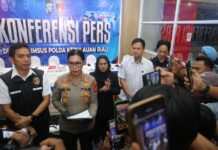 Polda Kepri Ungkap Penyelundupan 100.000 Benih Bening Lobster