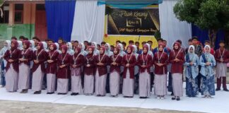 61 Siswa Dinyatakan Lulus, SMPN 2 Bunguran Timur Gelar Upacara Pelepasan