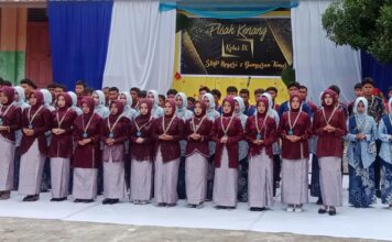 61 Siswa Dinyatakan Lulus, SMPN 2 Bunguran Timur Gelar Upacara Pelepasan