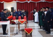 Plt Gubri Lantik 238 Pejabat Eselon III dan IV