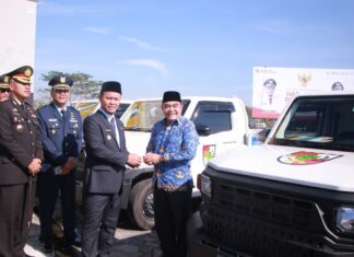 Setiap Kecamatan di Pekanbaru Terima Bantuan Mobil Kebersihan