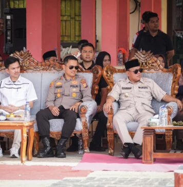 Ribuan Warga Terpukau Marching Band Gita Panglima Baswara Datuk Panglimo Dalam