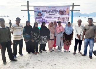 Hari Lansia Nasional, Kades Mampok Ajak Anak Rawat Orang Tua 