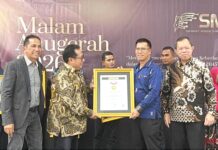 Bupati Anambas Terima Anugerah Tokoh Inspiratif SMSI 2026