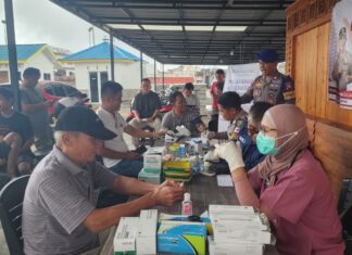 Polresta Tanjungpinang Berikan Layanan Kesehatan Gratis bagi Buruh Angkut
