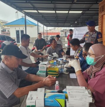Polresta Tanjungpinang Berikan Layanan Kesehatan Gratis bagi Buruh Angkut