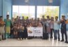 Kades Kuala Maras Sambut Kedatangan Mahasiswa KKN UGM di Pulau Jemaja 