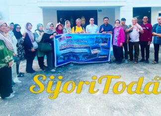 Aneng Sambut Wisatawan Malaysia, Kenalkan Pesona Wisata Bahari Anambas