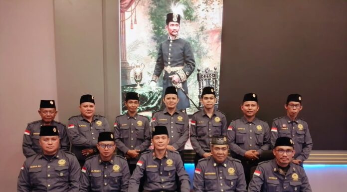 Lang Nadim dan Yayasan Amanah Warisan Kesultanan Riau Lingga Berbagi Kasih