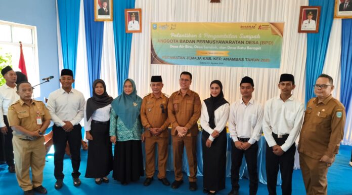 Kepala Desa Landak Ucapkan Selamat ke Anggota BPD yang Resmi Dilantik 