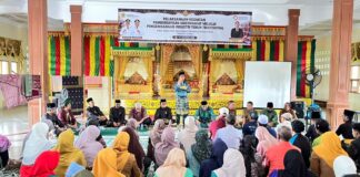 Bupati Karimun Harap Tenun Tradisional Jadi Ekonomi Kreatif