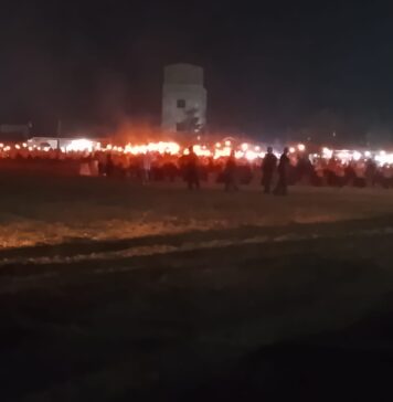 Ribuan Obor Meriahkan Malam Menjelang HUT ke-81 di Singkep
