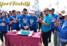 Warga Padati Peringatan HUT ke-25 Partai Demokrat di Pantai Padang Melang 