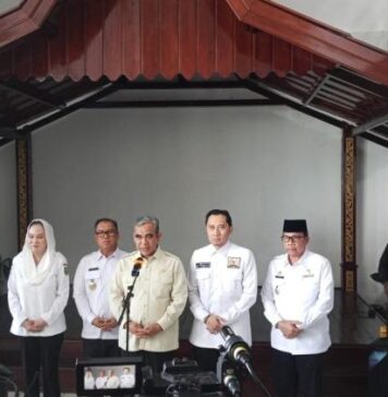 Ketua MPR Kunjungi Natuna, Warga Minta Pusat Intervensi Harga Tiket Pesawat