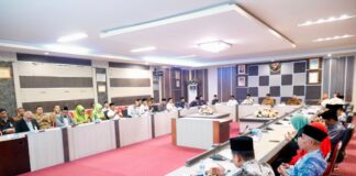 Bupati Karimun Targetkan Zakat Jadi Motor Pengentasan Kemiskinan