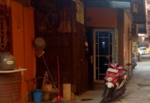 Warga Minta Pemerintah Bongkar Bangunan di Atas Drainase