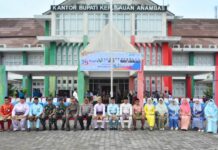 Aneng Pimpin Upacara Hari Jadi ke-24 Provinsi Kepri di Anambas