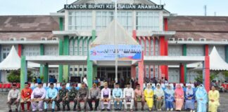 Aneng Pimpin Upacara Hari Jadi ke-24 Provinsi Kepri di Anambas