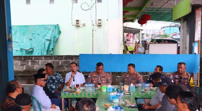Kapolres Natuna Gelar Jumat Curhat dengan Pelaku Usaha 