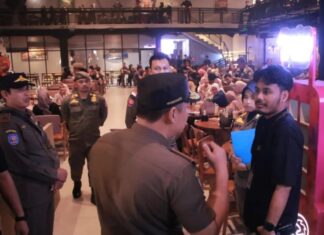 Satpol-PP Pekanbaru Periksa Pengelola Kafe Usai Video Pesta LGBT Viral