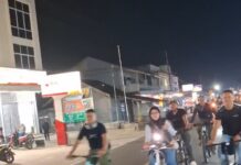 Singkep Cycling Community Gelar Gowes Malam Perdana