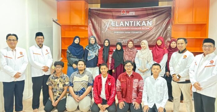 Ketua DPD PKS Kota Batam, Yusuf saat menghadiri pelantikan Garuda Keadilan (GK) Kota Batam di Kantor PKS Batam, Rabu (14/10/2026). F:Sijoritoday.com/istimewa
